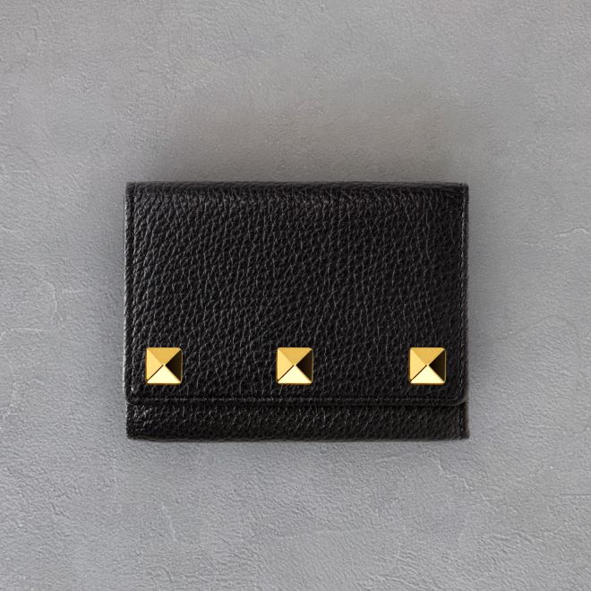 ゴールドスタッズ3個