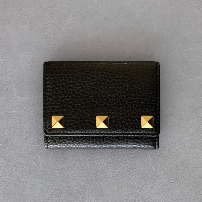 ゴールドスタッズ3個